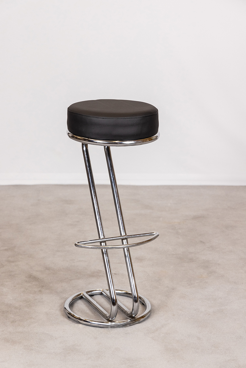 Bar stool black